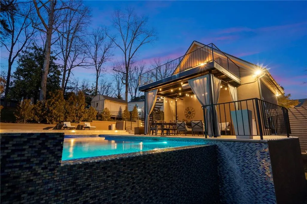 790 Glenairy Drive, Atlanta, Georgia 30328, 5 Bedrooms Bedrooms, ,6 BathroomsBathrooms,Residential,Sold,790 Glenairy Drive,7716846