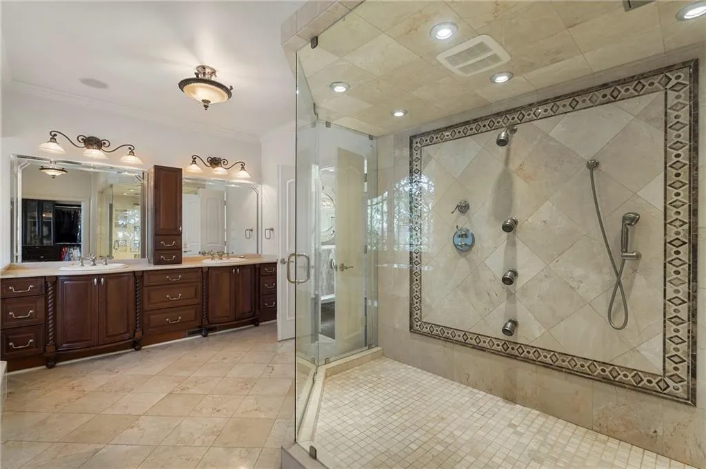 790 Glenairy Drive, Atlanta, Georgia 30328, 5 Bedrooms Bedrooms, ,6 BathroomsBathrooms,Residential,Sold,790 Glenairy Drive,7716846