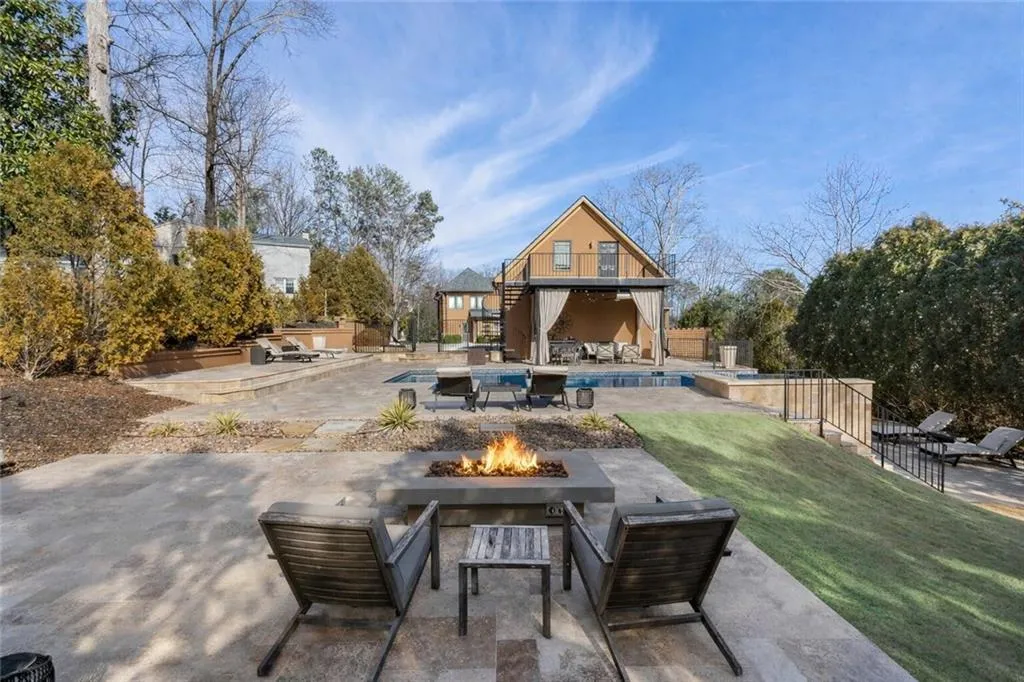 790 Glenairy Drive, Atlanta, Georgia 30328, 5 Bedrooms Bedrooms, ,6 BathroomsBathrooms,Residential,Sold,790 Glenairy Drive,7716846