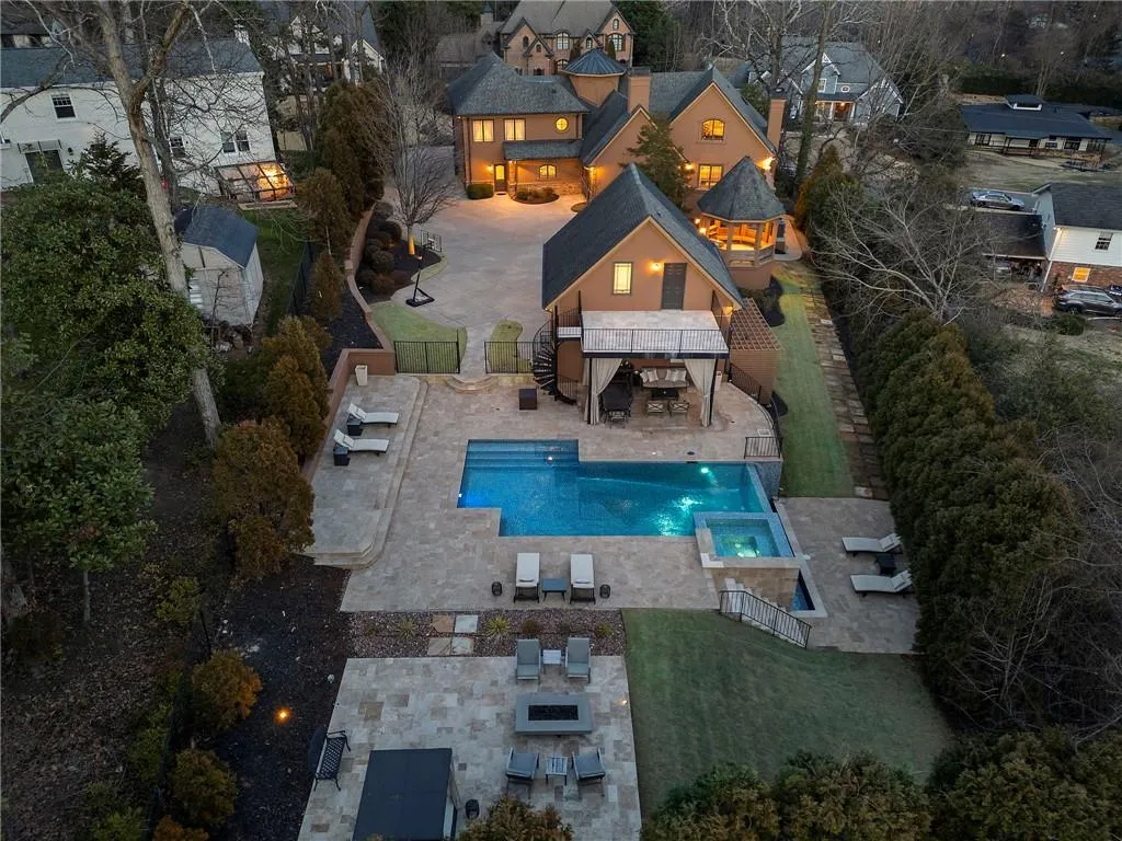 Incredible entertaining possibilities around the pool/spa.