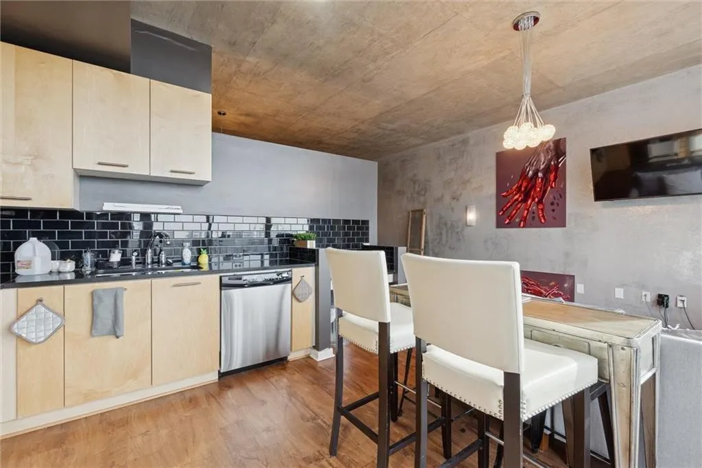 3324 Peachtree Road Ne Unit 1306, Atlanta, Georgia 30326, 1 Bedroom Bedrooms, 0 ,1 BathroomBathrooms,Residential,For Sale,3324 Peachtree Road Ne Unit 1306,7692547