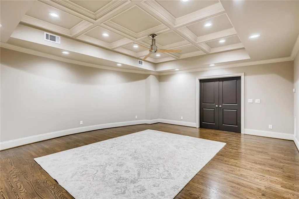 4731 Mystic Drive, Sandy Springs, Georgia 30342, 6 Bedrooms Bedrooms, ,6 BathroomsBathrooms,Residential,Sold,4731 Mystic Drive,6658978