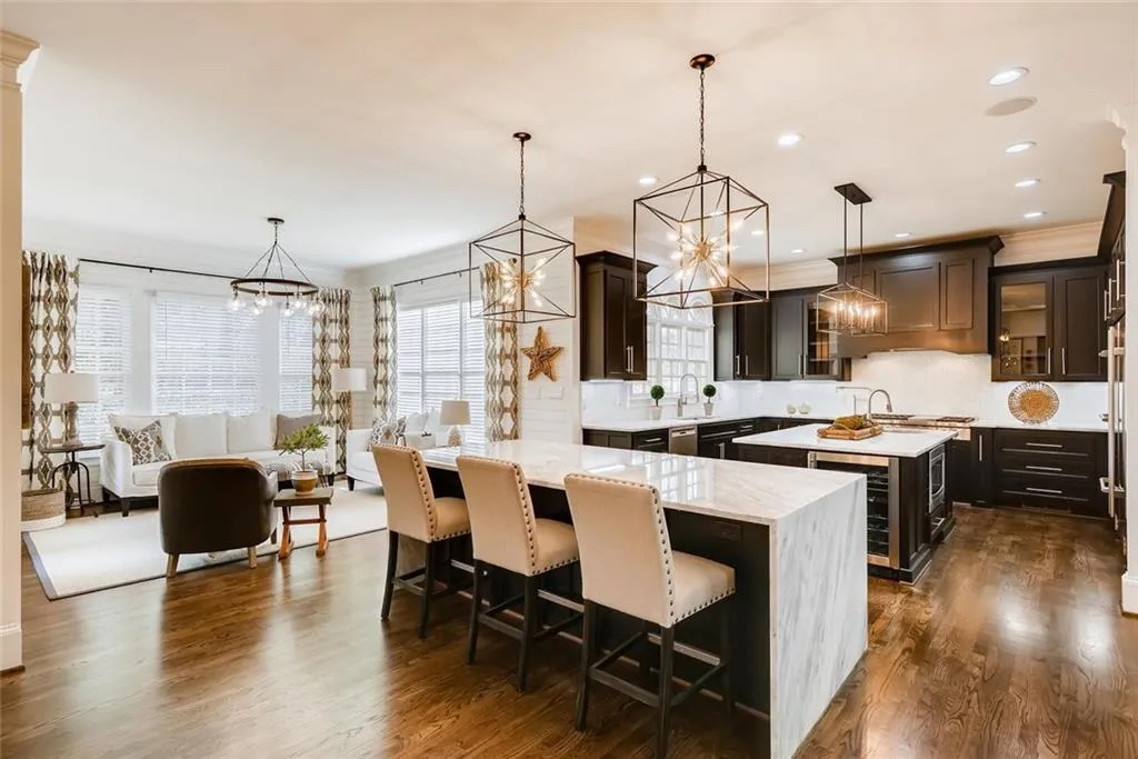 4731 Mystic Drive, Sandy Springs, Georgia 30342, 6 Bedrooms Bedrooms, ,6 BathroomsBathrooms,Residential,Sold,4731 Mystic Drive,6658978