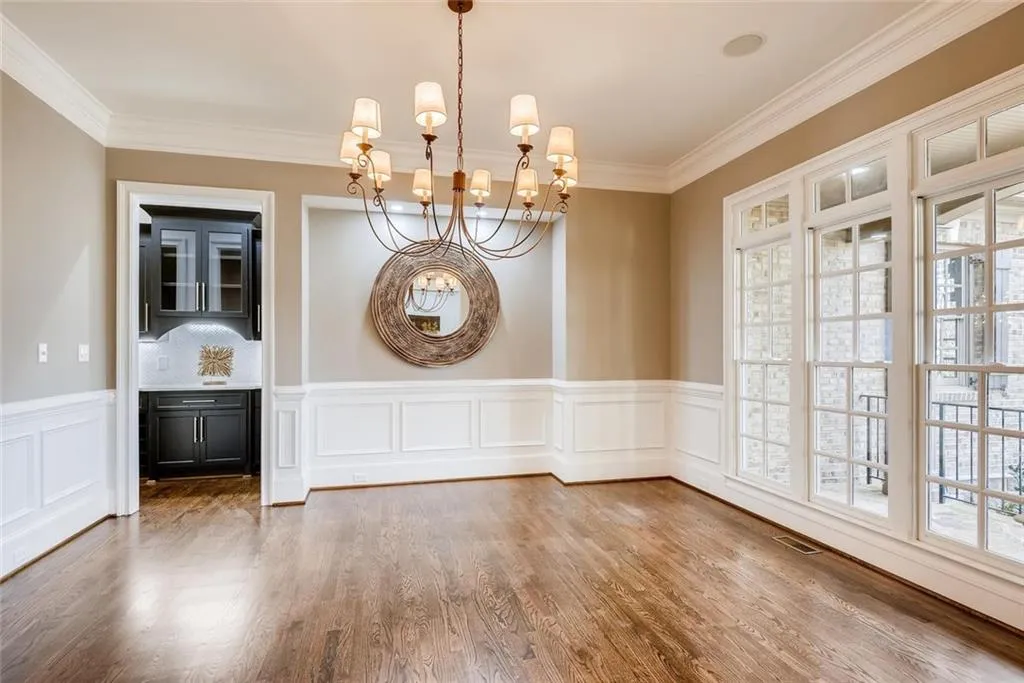 4731 Mystic Drive, Sandy Springs, Georgia 30342, 6 Bedrooms Bedrooms, ,6 BathroomsBathrooms,Residential,Sold,4731 Mystic Drive,6658978