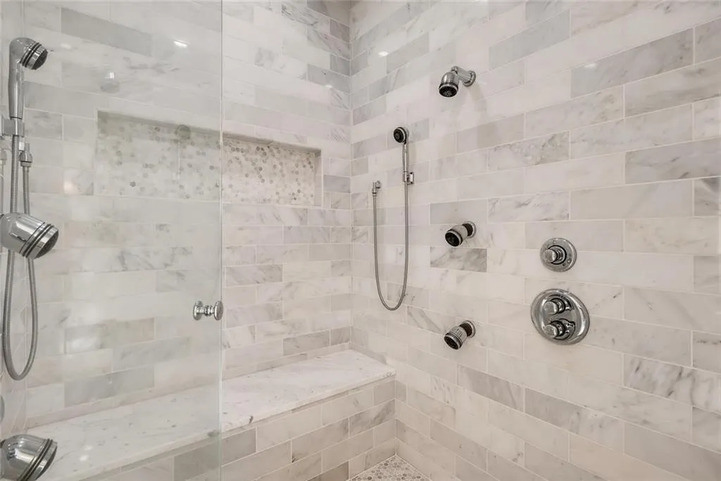 4731 Mystic Drive, Sandy Springs, Georgia 30342, 6 Bedrooms Bedrooms, ,6 BathroomsBathrooms,Residential,Sold,4731 Mystic Drive,6658978