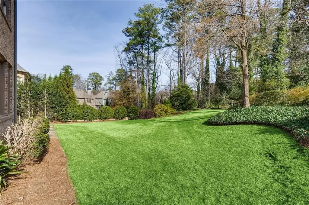 4731 Mystic Drive, Sandy Springs, Georgia 30342, 6 Bedrooms Bedrooms, ,6 BathroomsBathrooms,Residential,Sold,4731 Mystic Drive,6658978