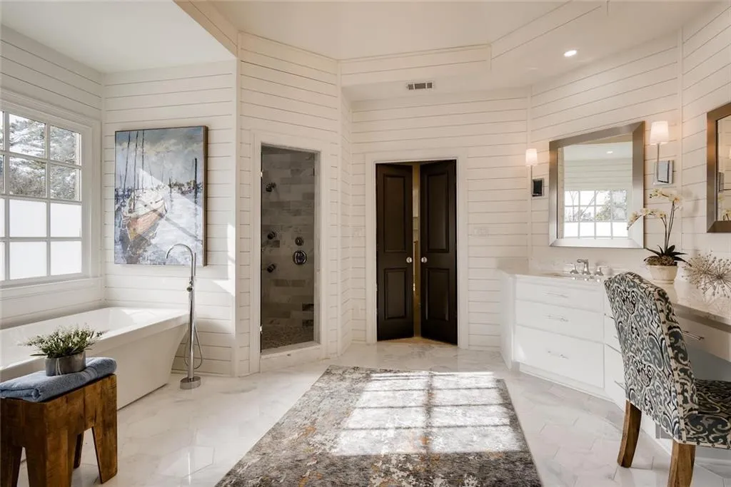 4731 Mystic Drive, Sandy Springs, Georgia 30342, 6 Bedrooms Bedrooms, ,6 BathroomsBathrooms,Residential,Sold,4731 Mystic Drive,6658978