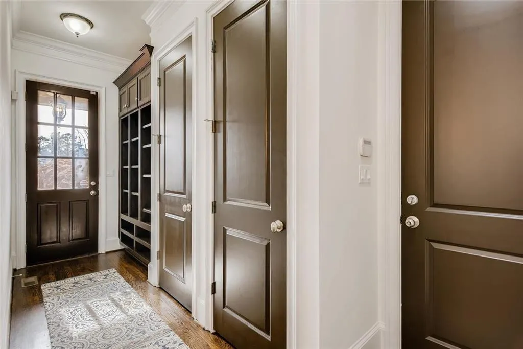 4731 Mystic Drive, Sandy Springs, Georgia 30342, 6 Bedrooms Bedrooms, ,6 BathroomsBathrooms,Residential,Sold,4731 Mystic Drive,6658978