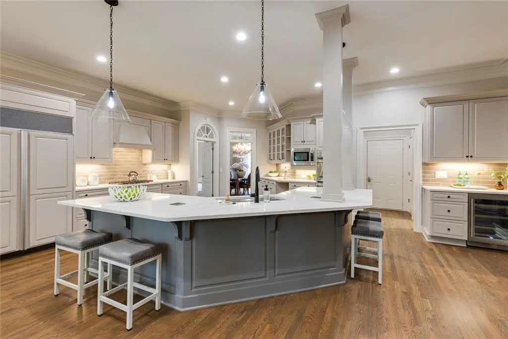 314 Caruso Court, Sandy Springs, Georgia 30350, 6 Bedrooms Bedrooms, ,5 BathroomsBathrooms,Residential,For Sale,314 Caruso Court,7586219