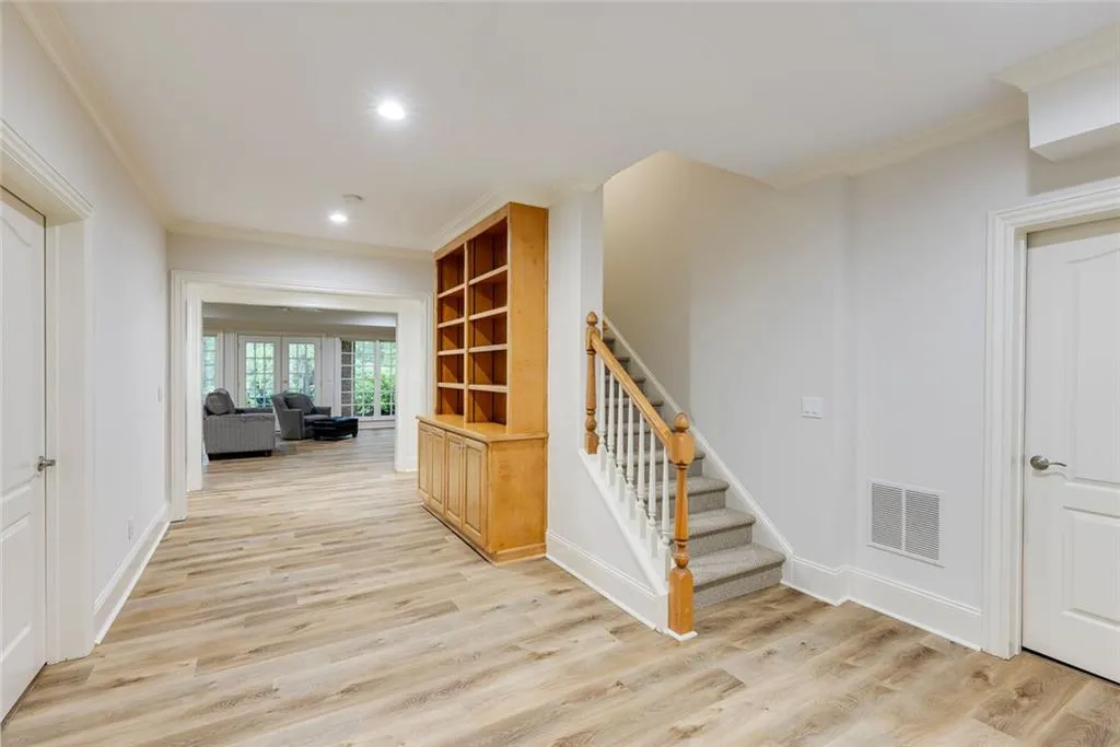 314 Caruso Court, Sandy Springs, Georgia 30350, 6 Bedrooms Bedrooms, ,5 BathroomsBathrooms,Residential,Sold,314 Caruso Court,7586219