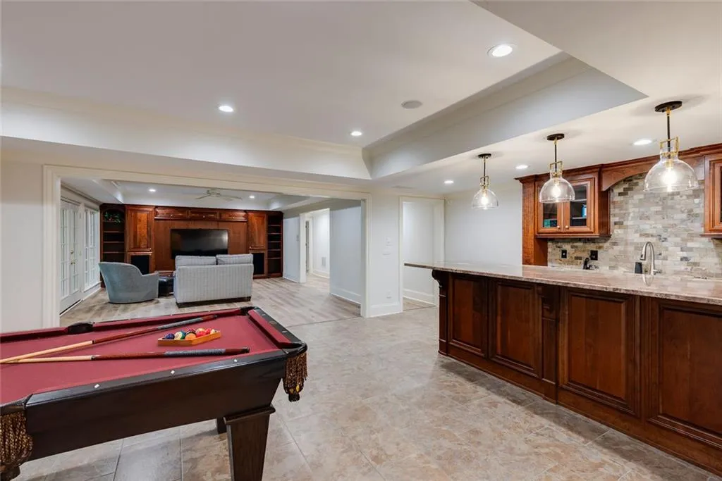 314 Caruso Court, Sandy Springs, Georgia 30350, 6 Bedrooms Bedrooms, ,5 BathroomsBathrooms,Residential,Sold,314 Caruso Court,7586219
