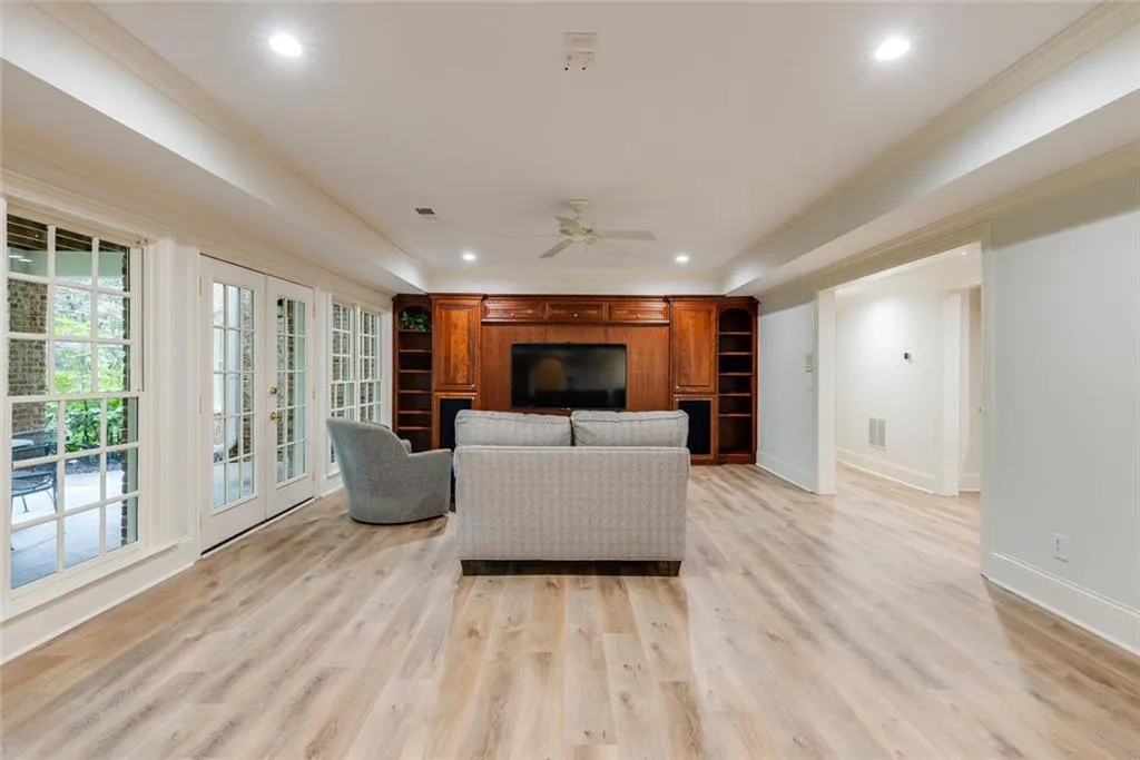 314 Caruso Court, Sandy Springs, Georgia 30350, 6 Bedrooms Bedrooms, ,5 BathroomsBathrooms,Residential,Sold,314 Caruso Court,7586219