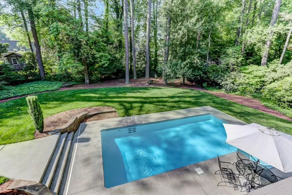 470 Colewood Way, Sandy Springs, Georgia 30328, 5 Bedrooms Bedrooms, ,3 BathroomsBathrooms,Residential,Sold,470 Colewood Way,6546620