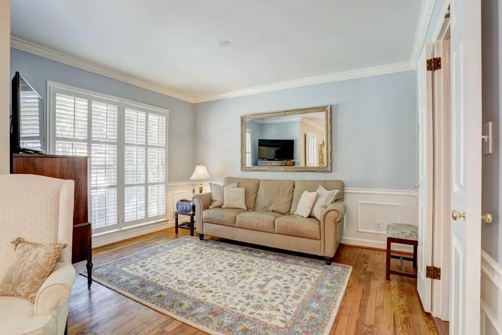 470 Colewood Way, Sandy Springs, Georgia 30328, 5 Bedrooms Bedrooms, ,3 BathroomsBathrooms,Residential,Sold,470 Colewood Way,6546620