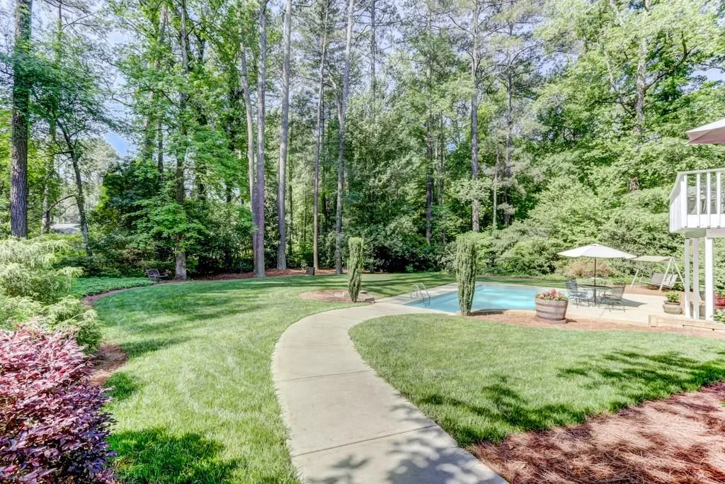 470 Colewood Way, Sandy Springs, Georgia 30328, 5 Bedrooms Bedrooms, ,3 BathroomsBathrooms,Residential,Sold,470 Colewood Way,6546620