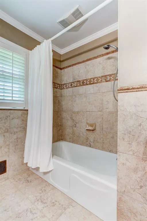 470 Colewood Way, Sandy Springs, Georgia 30328, 5 Bedrooms Bedrooms, ,3 BathroomsBathrooms,Residential,Sold,470 Colewood Way,6546620