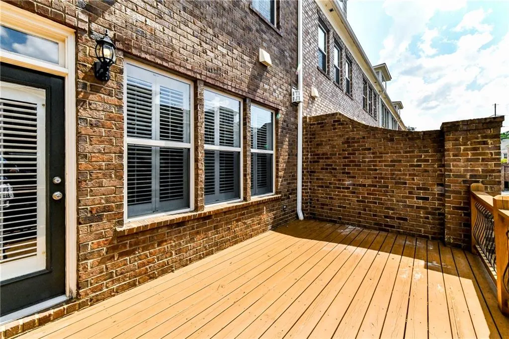 202 Alderwood Point, Atlanta, Georgia 30328, 3 Bedrooms Bedrooms, ,3 BathroomsBathrooms,Residential,Sold,202 Alderwood Point,6501656