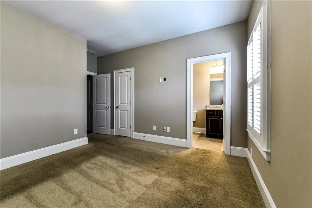 202 Alderwood Point, Atlanta, Georgia 30328, 3 Bedrooms Bedrooms, ,3 BathroomsBathrooms,Residential,Sold,202 Alderwood Point,6501656