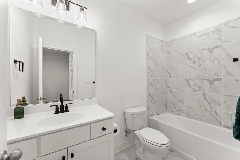Lowe level bathroom