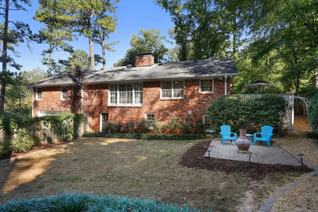 565 Franklin Road, Atlanta, Georgia 30342, 4 Bedrooms Bedrooms, ,3 BathroomsBathrooms,Residential,Sold,565 Franklin Road,5758139