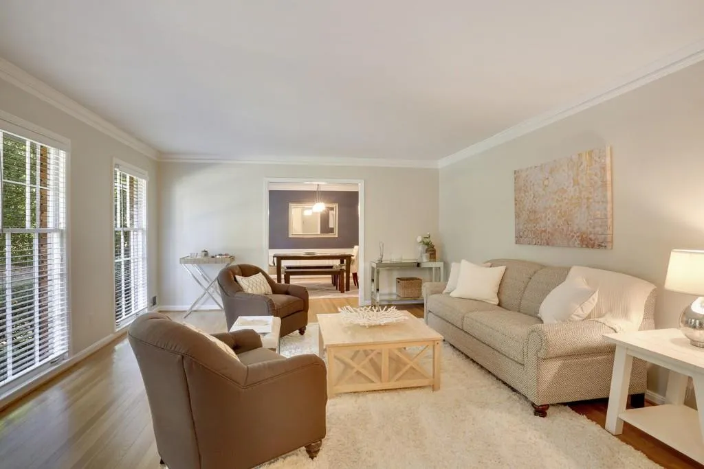 565 Franklin Road, Atlanta, Georgia 30342, 4 Bedrooms Bedrooms, ,3 BathroomsBathrooms,Residential,Sold,565 Franklin Road,5758139