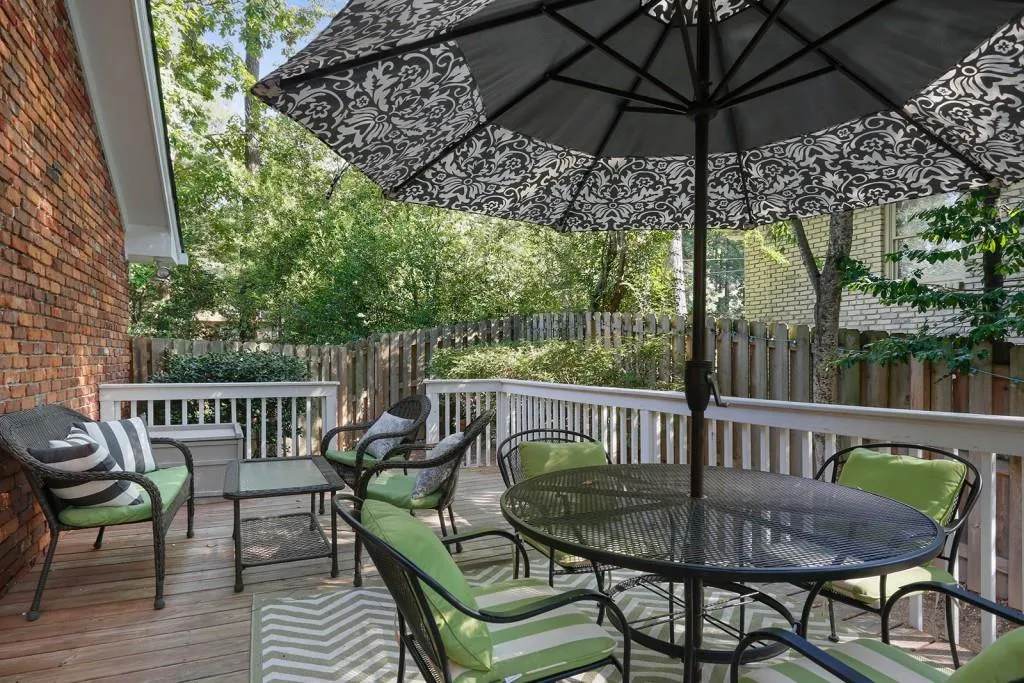 565 Franklin Road, Atlanta, Georgia 30342, 4 Bedrooms Bedrooms, ,3 BathroomsBathrooms,Residential,Sold,565 Franklin Road,5758139