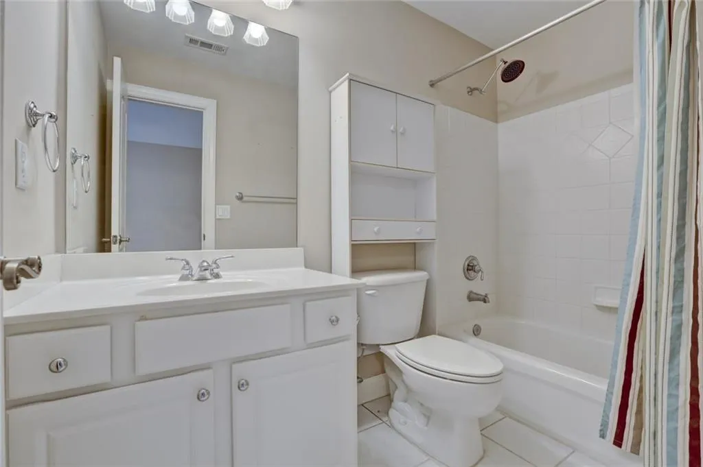 710 Glenferry Trail, Sandy Springs, Georgia 30328, 5 Bedrooms Bedrooms, ,5 BathroomsBathrooms,Residential,Sold,710 Glenferry Trail,5904770