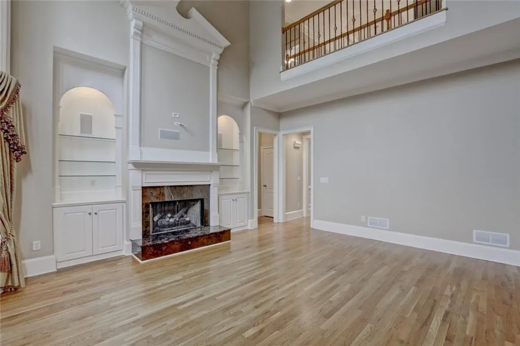 710 Glenferry Trail, Sandy Springs, Georgia 30328, 5 Bedrooms Bedrooms, ,5 BathroomsBathrooms,Residential,Sold,710 Glenferry Trail,5904770