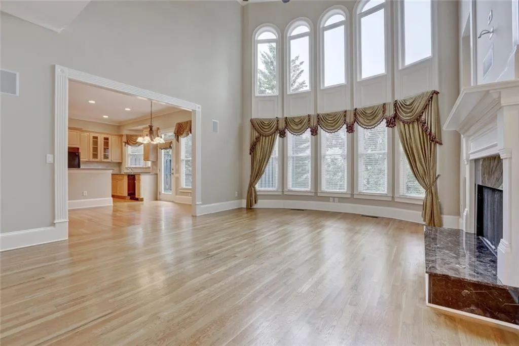 710 Glenferry Trail, Sandy Springs, Georgia 30328, 5 Bedrooms Bedrooms, ,5 BathroomsBathrooms,Residential,Sold,710 Glenferry Trail,5904770