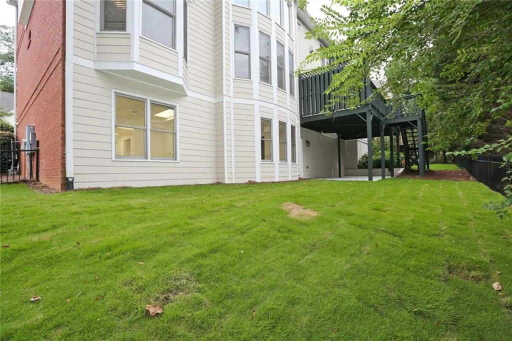 710 Glenferry Trail, Sandy Springs, Georgia 30328, 5 Bedrooms Bedrooms, ,5 BathroomsBathrooms,Residential,Sold,710 Glenferry Trail,5904770