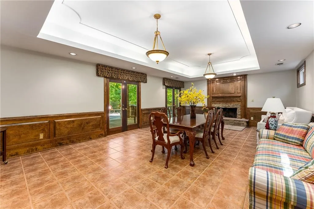 9035 River Run, Atlanta, Georgia 30350, 5 Bedrooms Bedrooms, ,4 BathroomsBathrooms,Residential,For Sale,9035 River Run,7729443