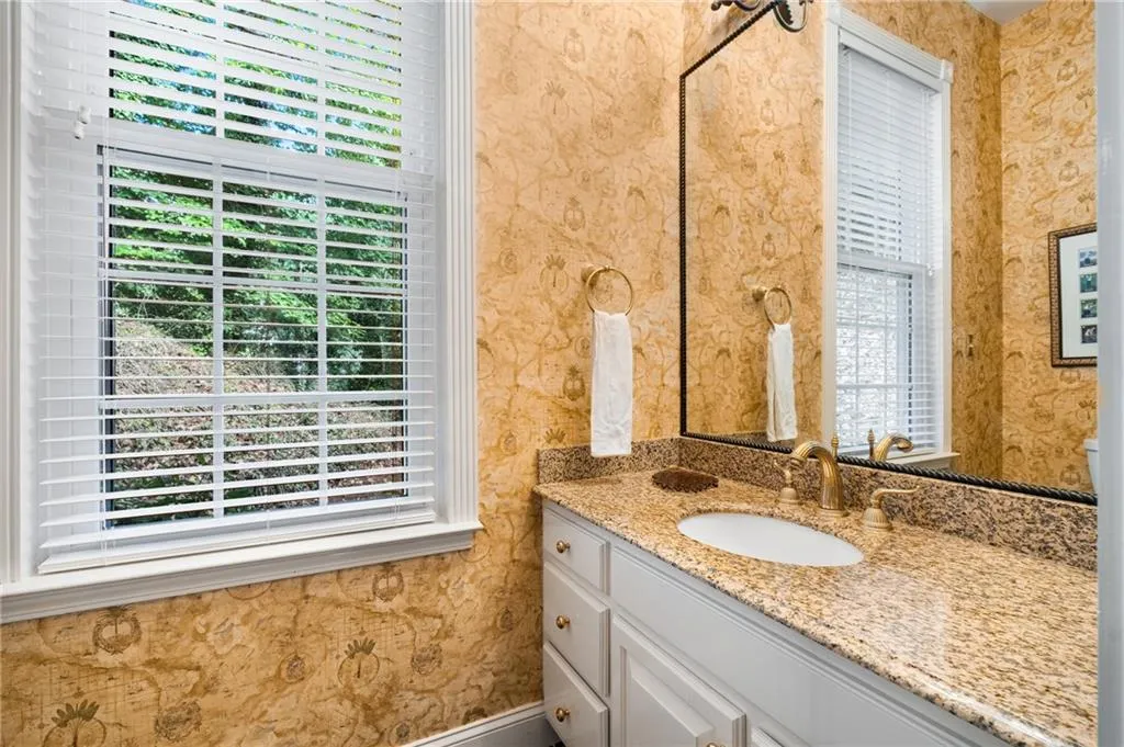 9035 River Run, Atlanta, Georgia 30350, 5 Bedrooms Bedrooms, ,4 BathroomsBathrooms,Residential,For Sale,9035 River Run,7729443