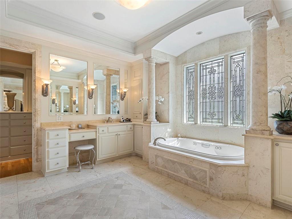 500 Chestnut Rose Lane, Atlanta, Georgia 30327, 7 Bedrooms Bedrooms, ,8 BathroomsBathrooms,Residential,Sold,500 Chestnut Rose Lane,7264731