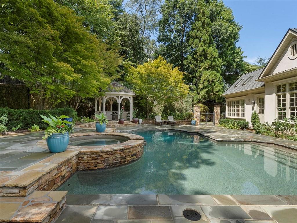 500 Chestnut Rose Lane, Atlanta, Georgia 30327, 7 Bedrooms Bedrooms, ,8 BathroomsBathrooms,Residential,Sold,500 Chestnut Rose Lane,7264731