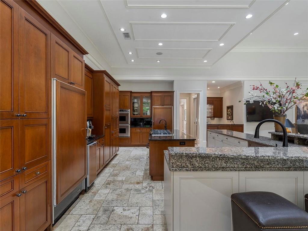 500 Chestnut Rose Lane, Atlanta, Georgia 30327, 7 Bedrooms Bedrooms, ,8 BathroomsBathrooms,Residential,Sold,500 Chestnut Rose Lane,7264731