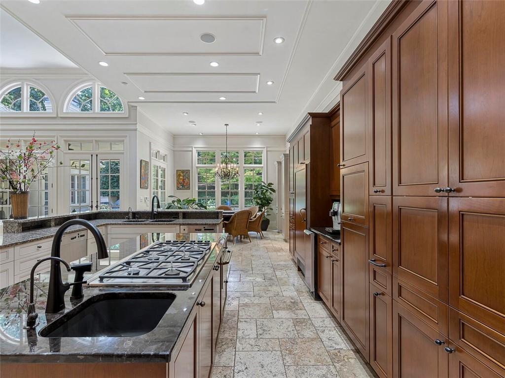 500 Chestnut Rose Lane, Atlanta, Georgia 30327, 7 Bedrooms Bedrooms, ,8 BathroomsBathrooms,Residential,Sold,500 Chestnut Rose Lane,7264731