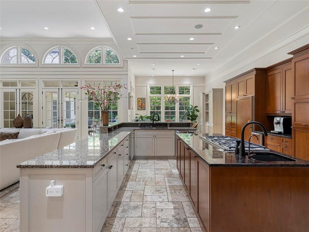 500 Chestnut Rose Lane, Atlanta, Georgia 30327, 7 Bedrooms Bedrooms, ,8 BathroomsBathrooms,Residential,Sold,500 Chestnut Rose Lane,7264731