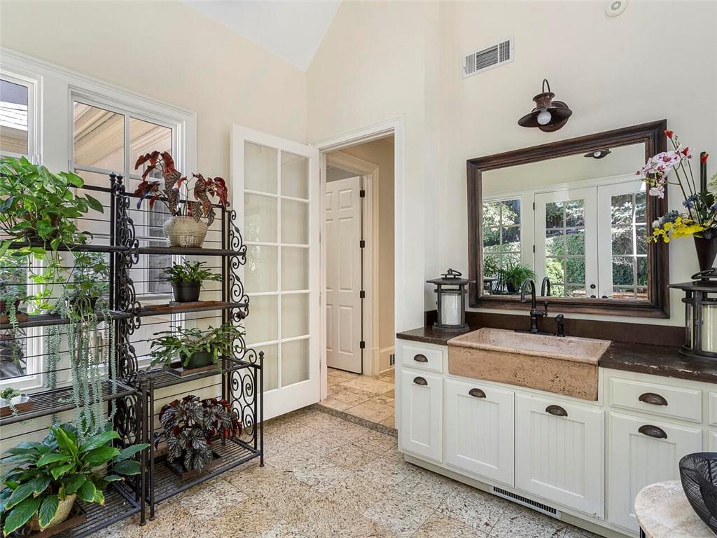 500 Chestnut Rose Lane, Atlanta, Georgia 30327, 7 Bedrooms Bedrooms, ,8 BathroomsBathrooms,Residential,Sold,500 Chestnut Rose Lane,7264731