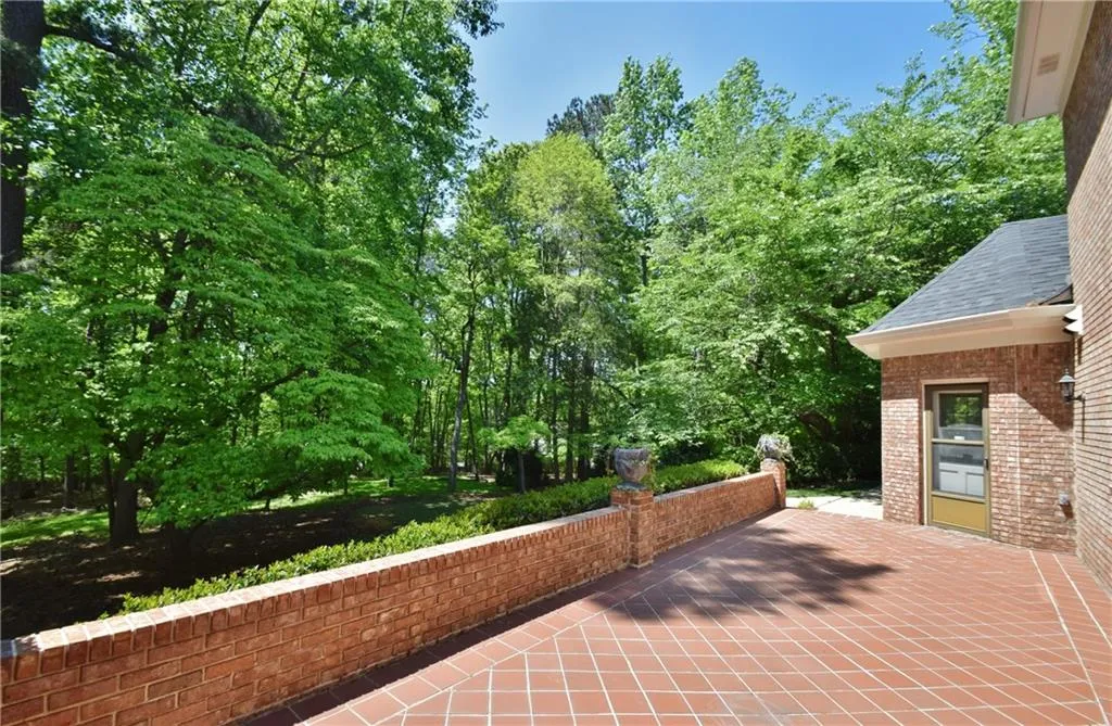 8150 Habersham Waters Road, Sandy Springs, Georgia 30350, 4 Bedrooms Bedrooms, ,3 BathroomsBathrooms,Residential,Sold,8150 Habersham Waters Road,6005859