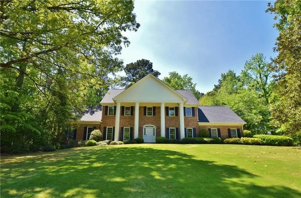 8150 Habersham Waters Road, Sandy Springs, Georgia 30350, 4 Bedrooms Bedrooms, ,3 BathroomsBathrooms,Residential,Sold,8150 Habersham Waters Road,6005859
