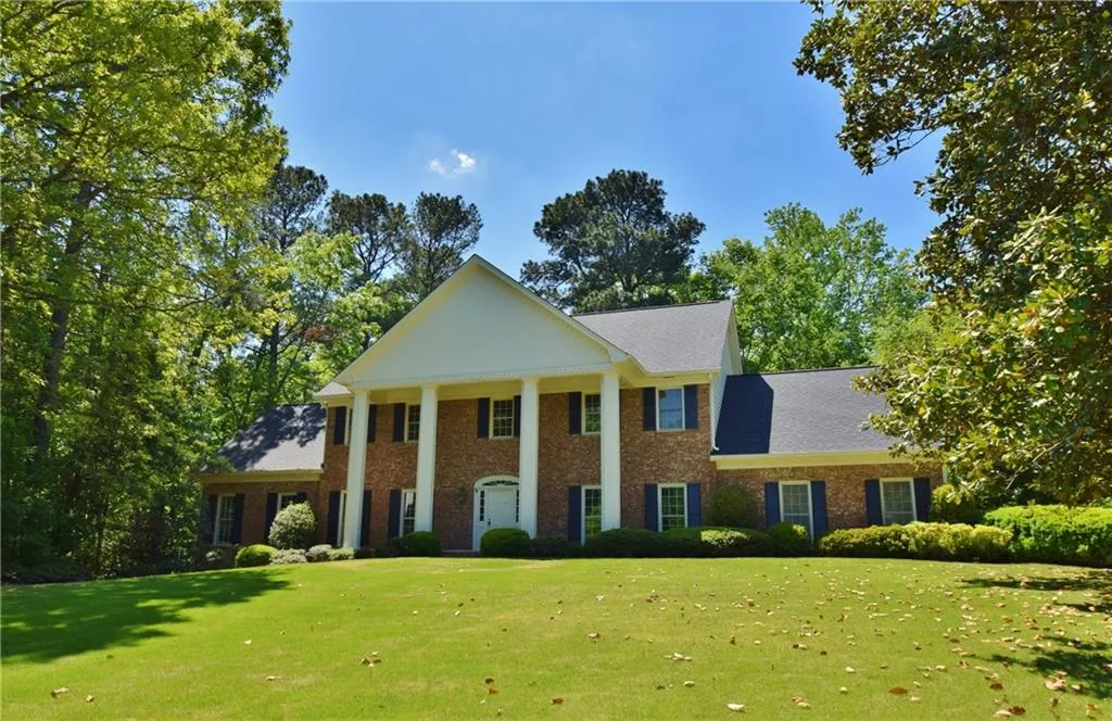 8150 Habersham Waters Road, Sandy Springs, Georgia 30350, 4 Bedrooms Bedrooms, ,3 BathroomsBathrooms,Residential,Sold,8150 Habersham Waters Road,6005859