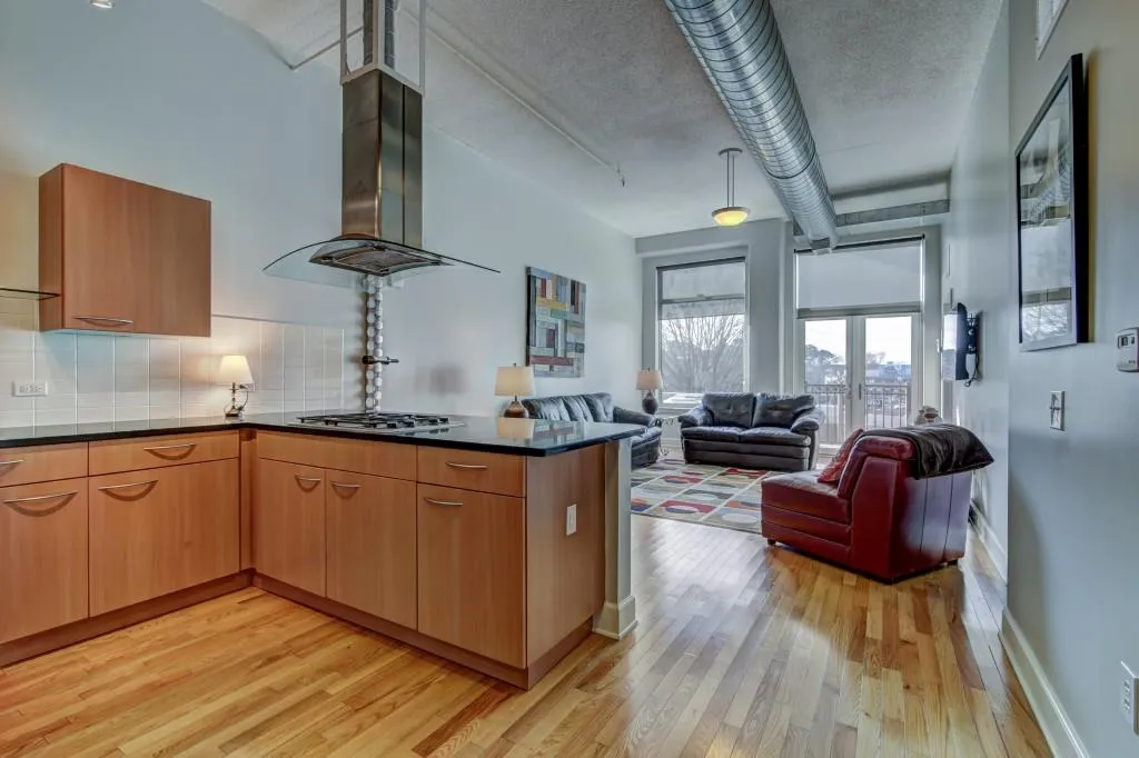 3820 Roswell Road Ne Unit 304, Atlanta, Georgia 30342, 1 Bedroom Bedrooms, ,1 BathroomBathrooms,Residential,Sold,3820 Roswell Road Ne Unit 304,5957615