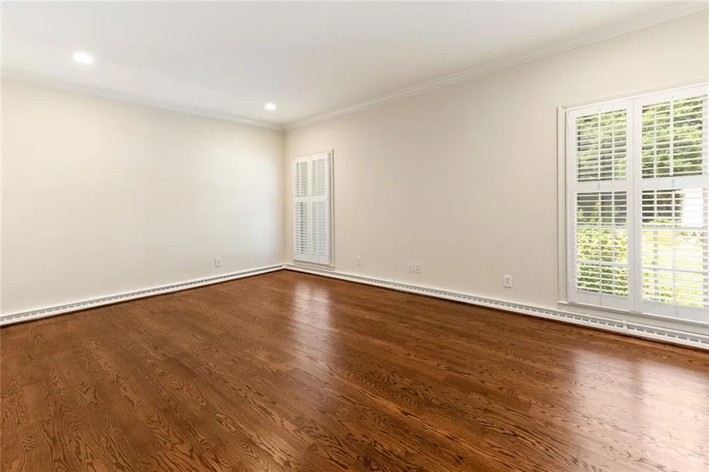 6330 Riverside Drive Nw, Sandy Springs, Georgia 30328, 6 Bedrooms Bedrooms, ,7 BathroomsBathrooms,Residential,Sold,6330 Riverside Drive Nw,6682224