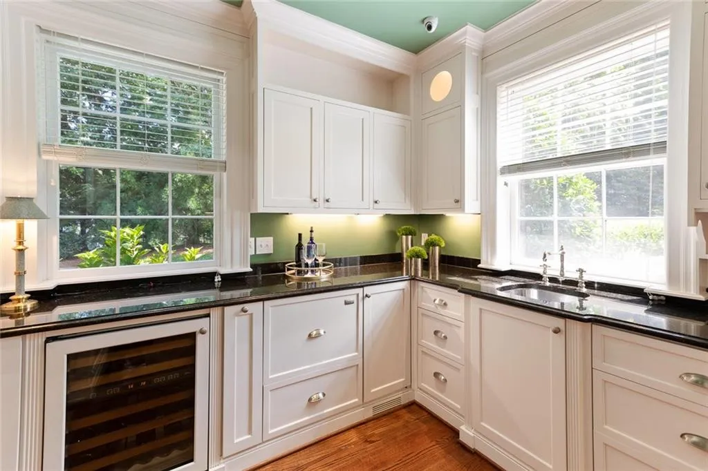 6330 Riverside Drive Nw, Sandy Springs, Georgia 30328, 6 Bedrooms Bedrooms, ,7 BathroomsBathrooms,Residential,Sold,6330 Riverside Drive Nw,6682224