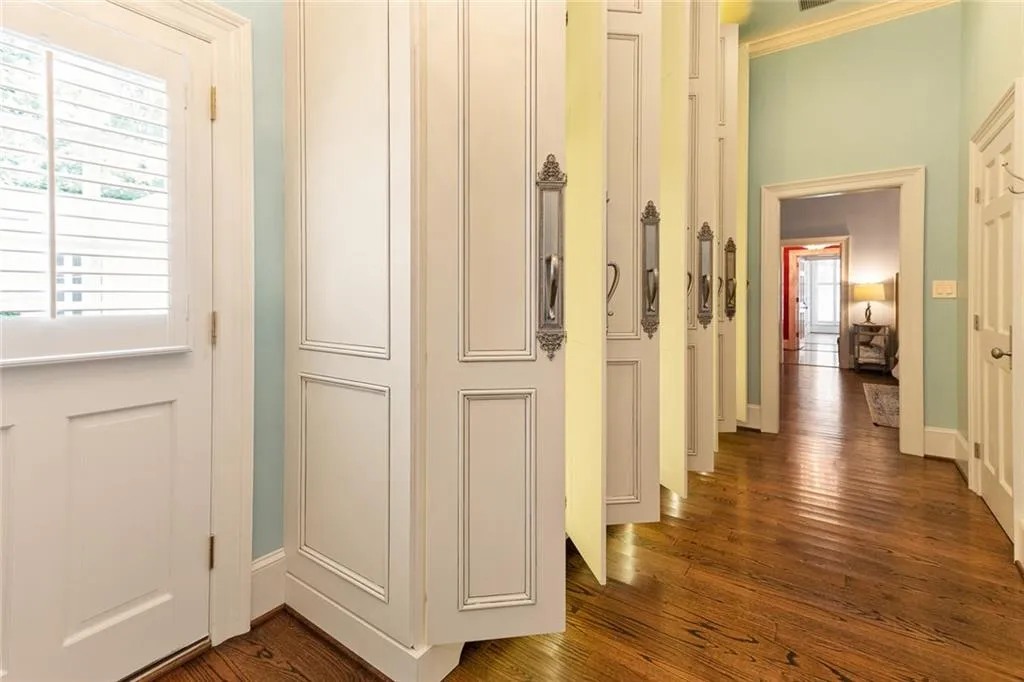 6330 Riverside Drive Nw, Sandy Springs, Georgia 30328, 6 Bedrooms Bedrooms, ,7 BathroomsBathrooms,Residential,Sold,6330 Riverside Drive Nw,6682224