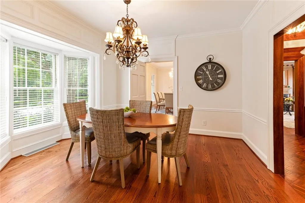 6330 Riverside Drive Nw, Sandy Springs, Georgia 30328, 6 Bedrooms Bedrooms, ,7 BathroomsBathrooms,Residential,Sold,6330 Riverside Drive Nw,6682224