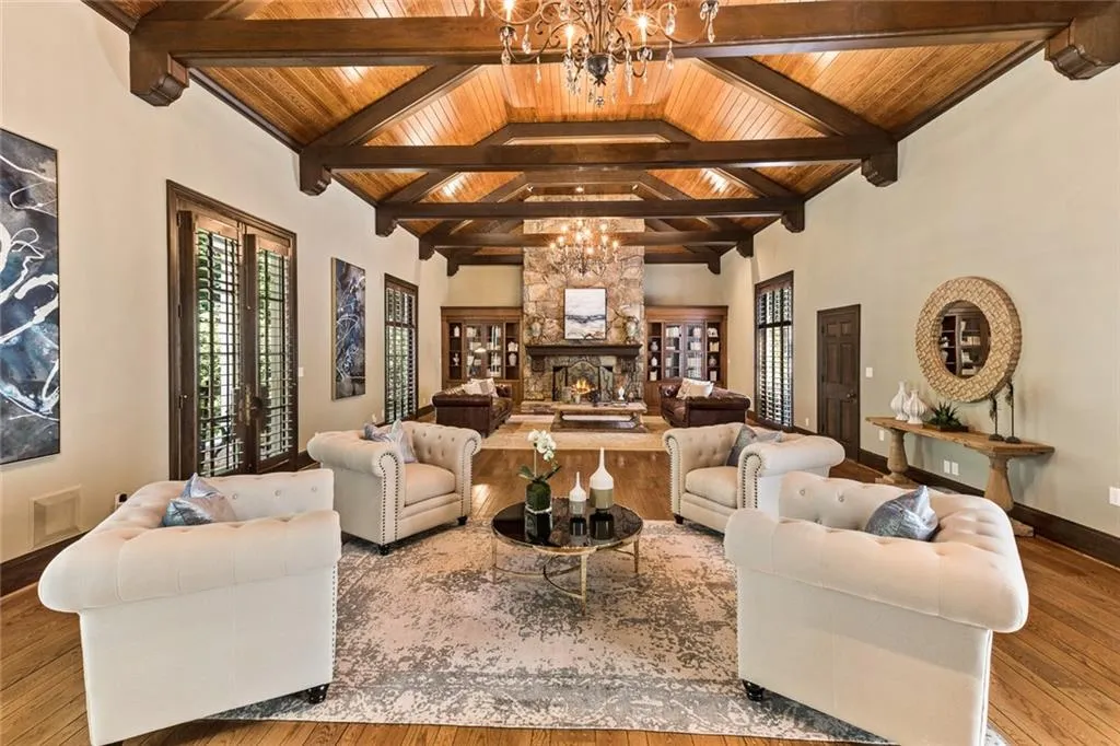 6330 Riverside Drive Nw, Sandy Springs, Georgia 30328, 6 Bedrooms Bedrooms, ,7 BathroomsBathrooms,Residential,Sold,6330 Riverside Drive Nw,6682224