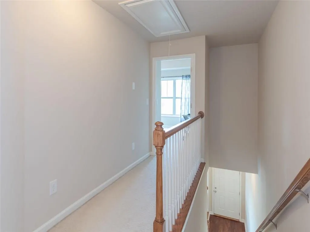 7205 Highland Bluff, Sandy Springs, Georgia 30328, 3 Bedrooms Bedrooms, ,3 BathroomsBathrooms,Residential,Sold,7205 Highland Bluff,6082369