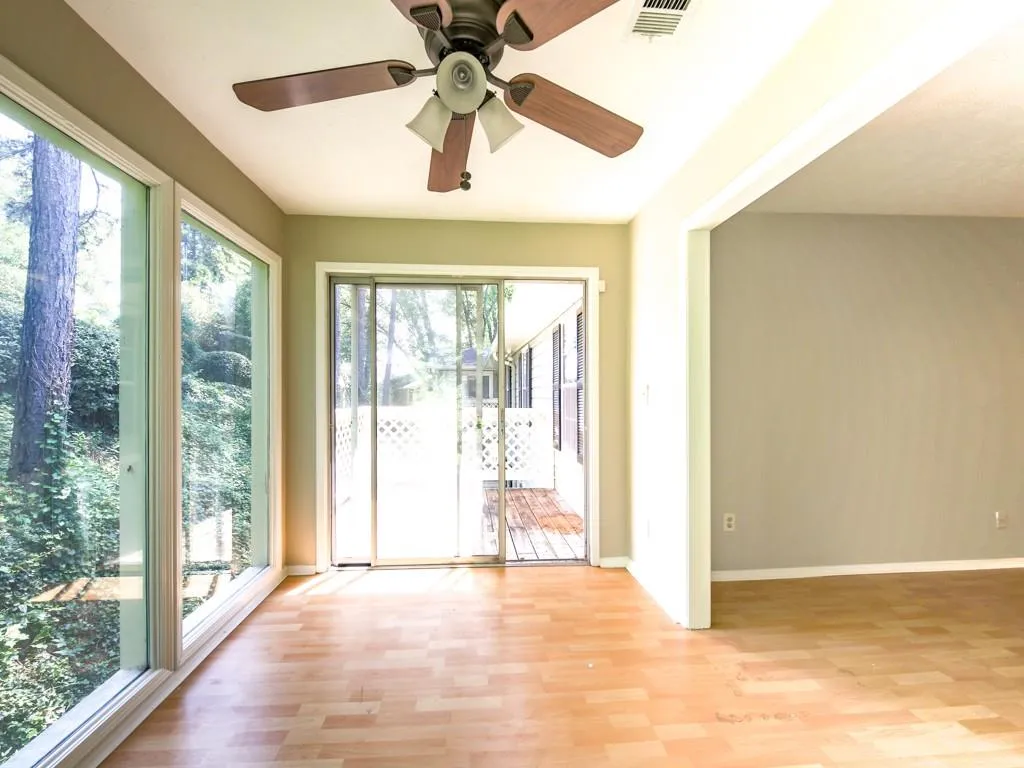 1310 Natchez Trace Unit 1310, Sandy Springs, Georgia 30350, 2 Bedrooms Bedrooms, ,1 BathroomBathrooms,Residential,Sold,1310 Natchez Trace Unit 1310,5580169