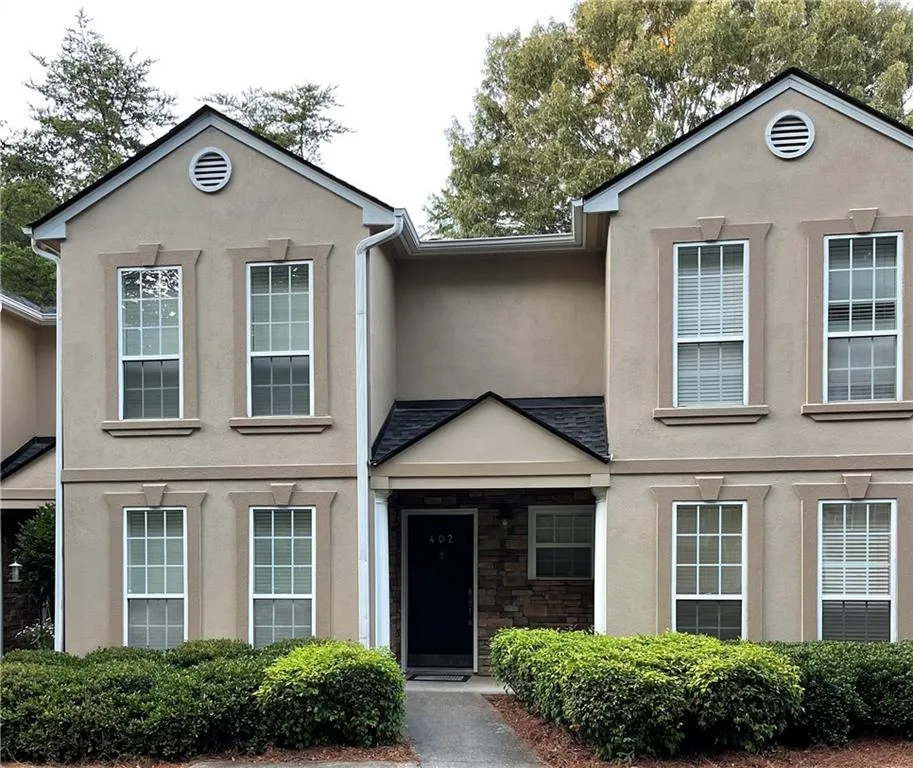 402 Masons Creek Circle, Sandy Springs, Georgia 30350, 2 Bedrooms Bedrooms, ,2 BathroomsBathrooms,Residential,Sold,402 Masons Creek Circle,6899785